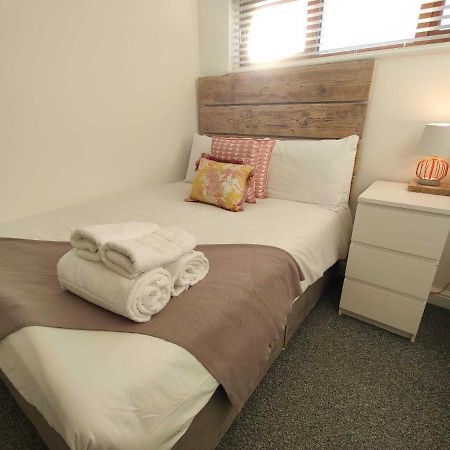 2 Ensuites, Garden, Smart Tv'S In All Rooms! Swansea Dış mekan fotoğraf