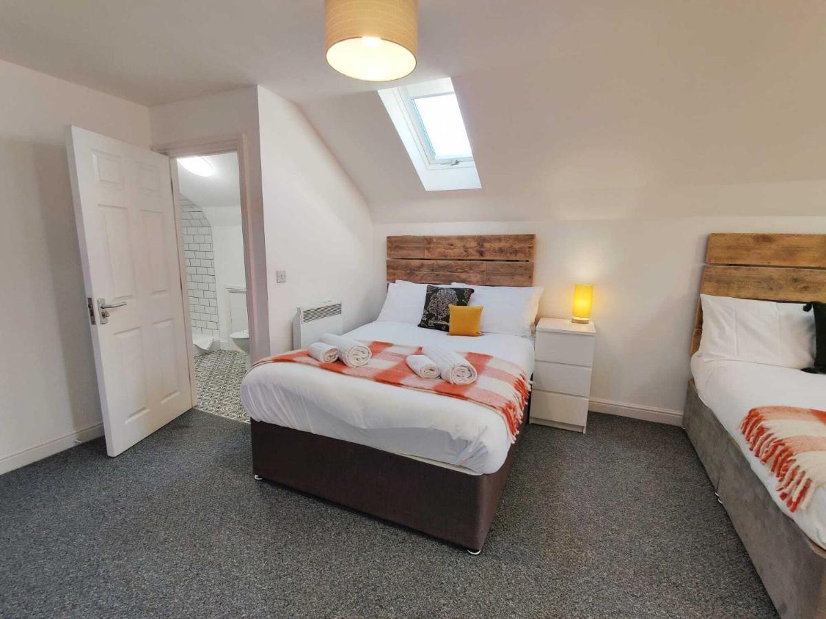 2 Ensuites, Garden, Smart Tv'S In All Rooms! Swansea Dış mekan fotoğraf