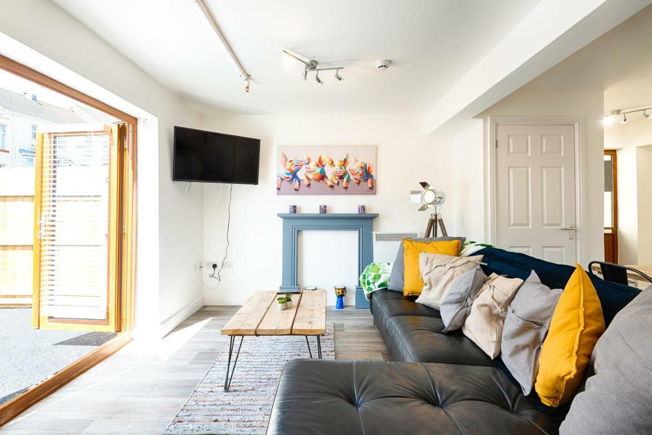 2 Ensuites, Garden, Smart Tv'S In All Rooms! Swansea Dış mekan fotoğraf